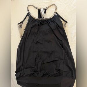 Lululemon workout top with built in sports bra